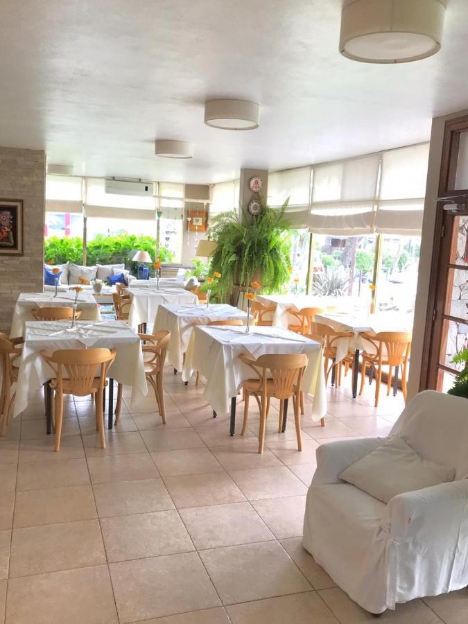 Hotel Europa Pinamar Exteriér fotografie